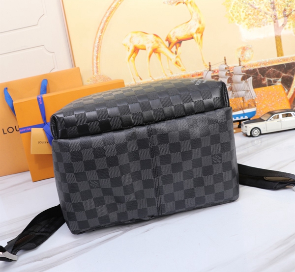 ルイヴィトンバッグ内部構造